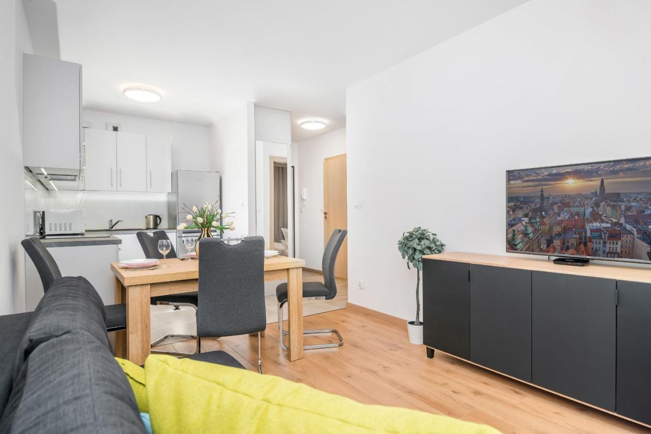 Wroclaw Rose Apartments By Noclegi Renters Kültér fotó